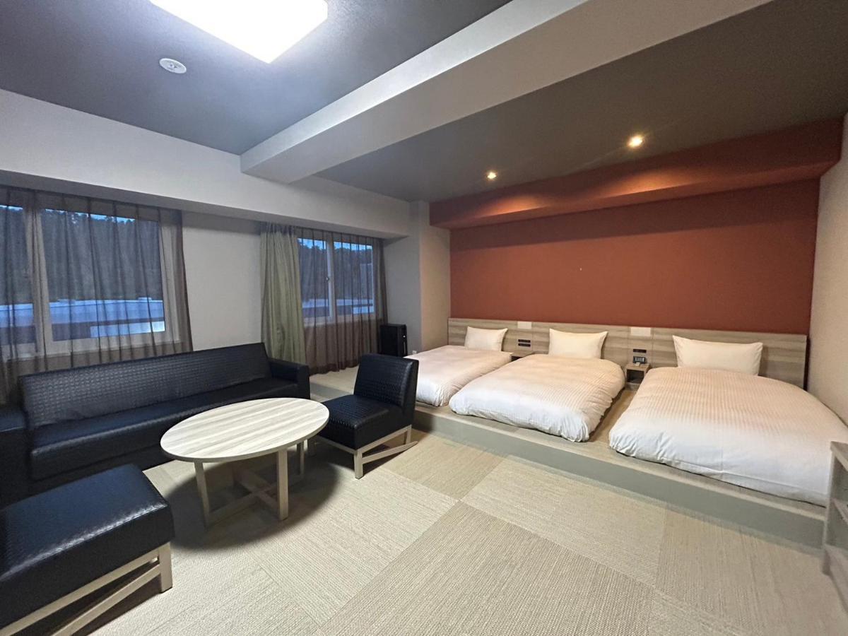 Hotel Route Inn Grand Тітібу Екстер'єр фото